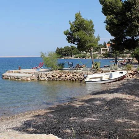Triple Starigrad 3335e